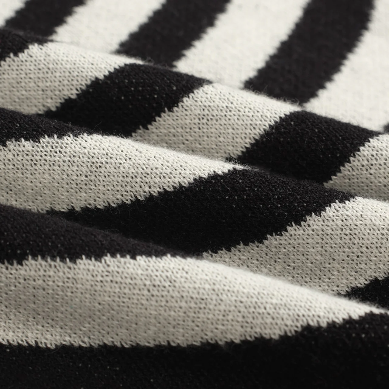 Women's black rotating stripe knitwear - Image 8