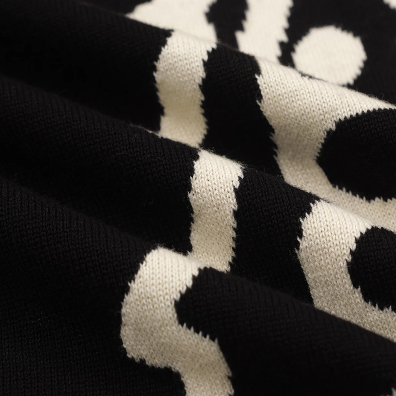 Women's black vintage pattern striped knitwear - Image 8