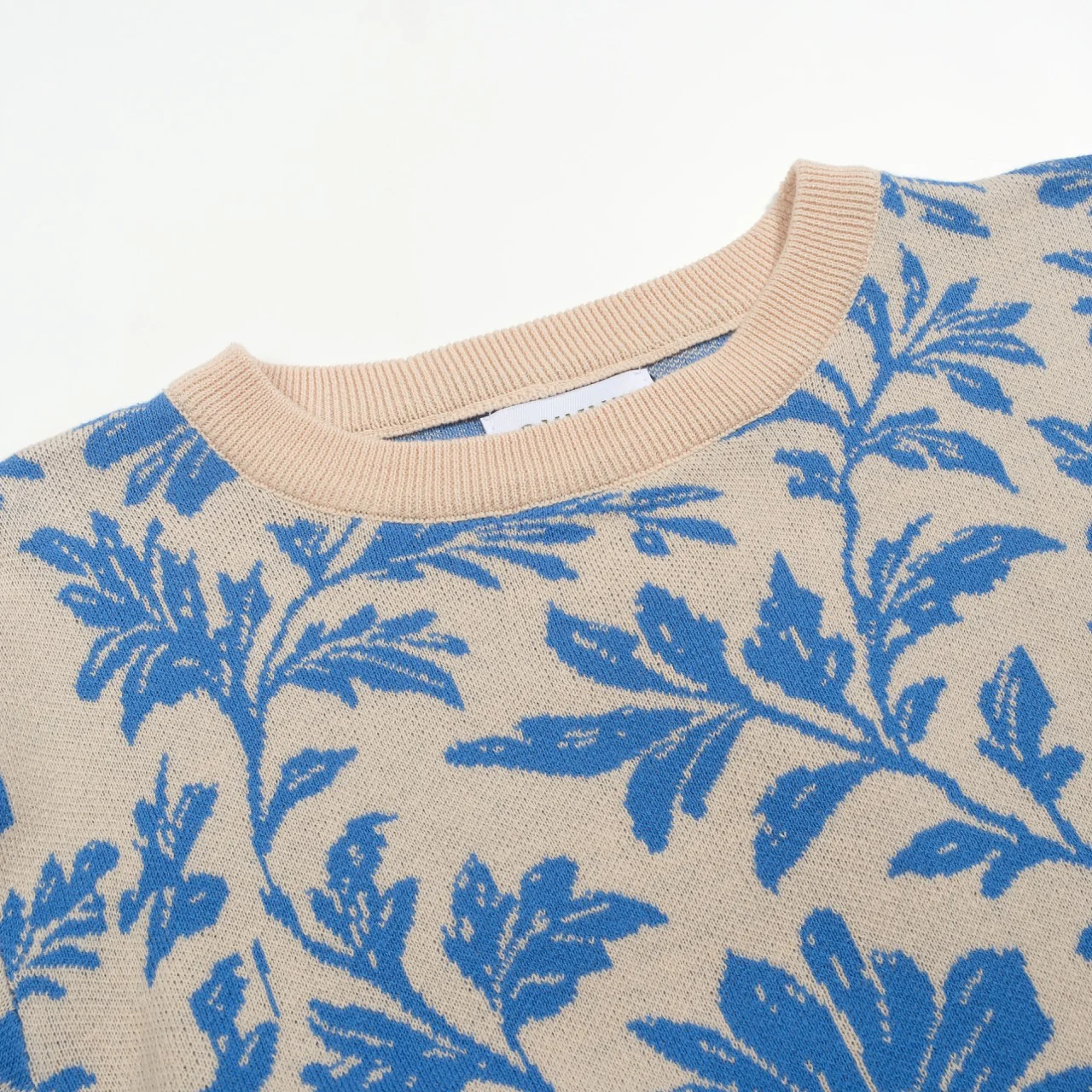 Women's blue floral jacquard street knitwear - Image 4