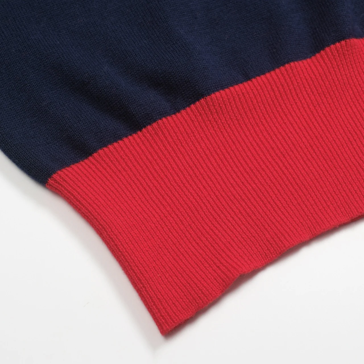 Women's dark blue rainbow stripe V-neck knitwear - Image 5