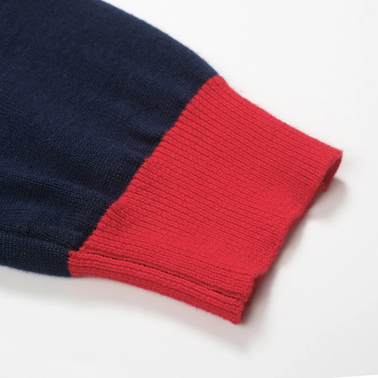 Women's dark blue rainbow stripe V-neck knitwear - Image 6