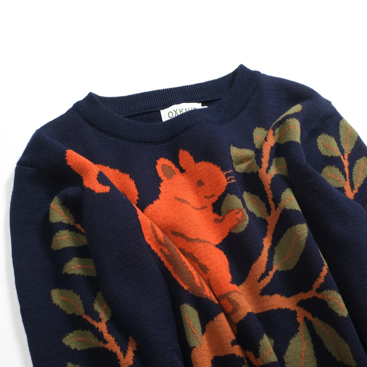 Women's dark blue vintage squirrel print knitwear - Image 9