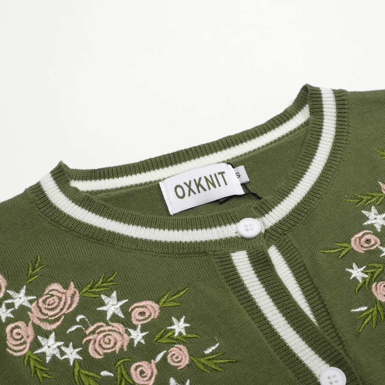 Women's green floral embroidered vintage knitted cardigan - Image 4