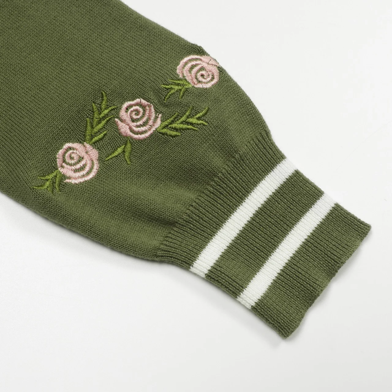 Women's green floral embroidered vintage knitted cardigan - Image 8