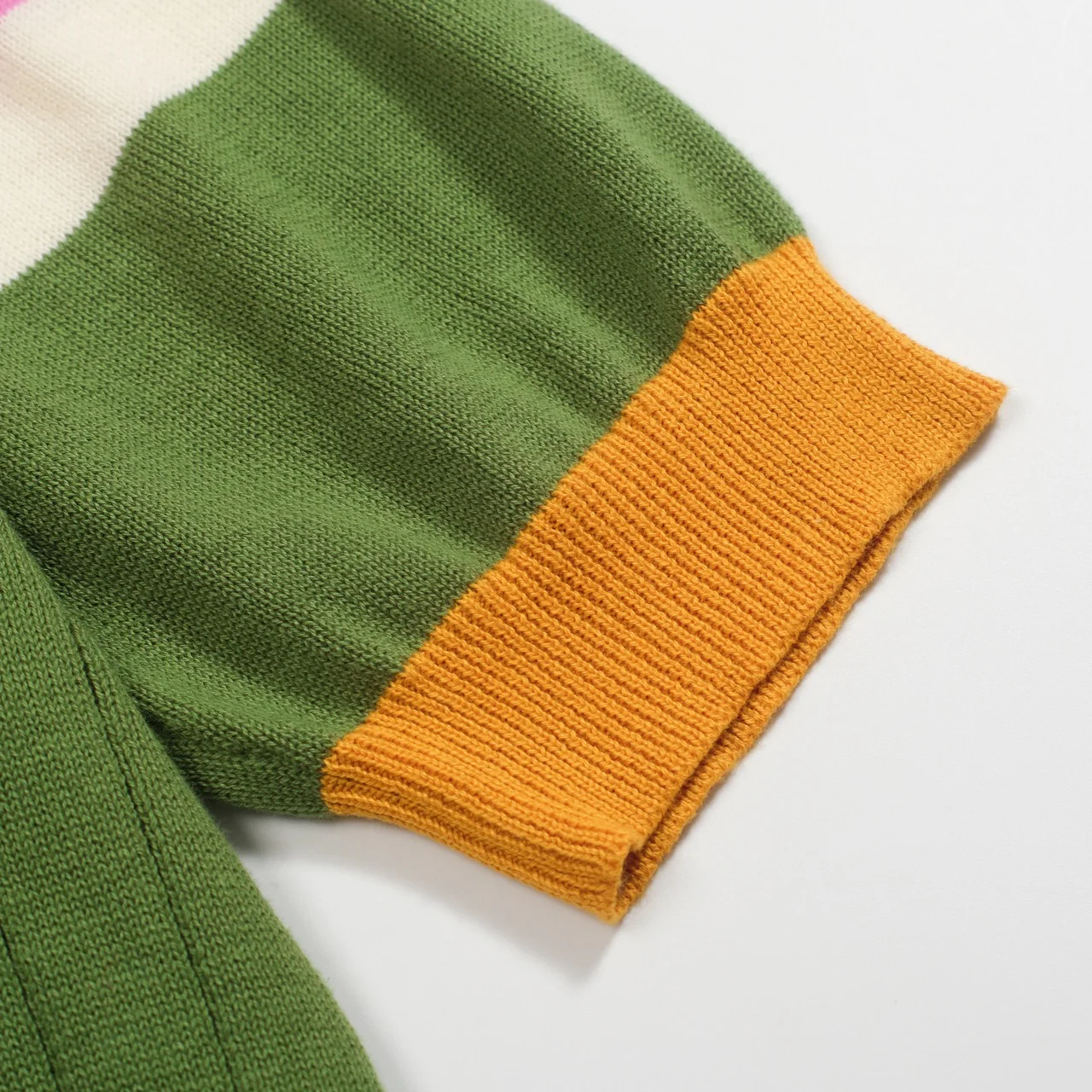 Women's green parquet jacquard knit polo shirt - Image 6