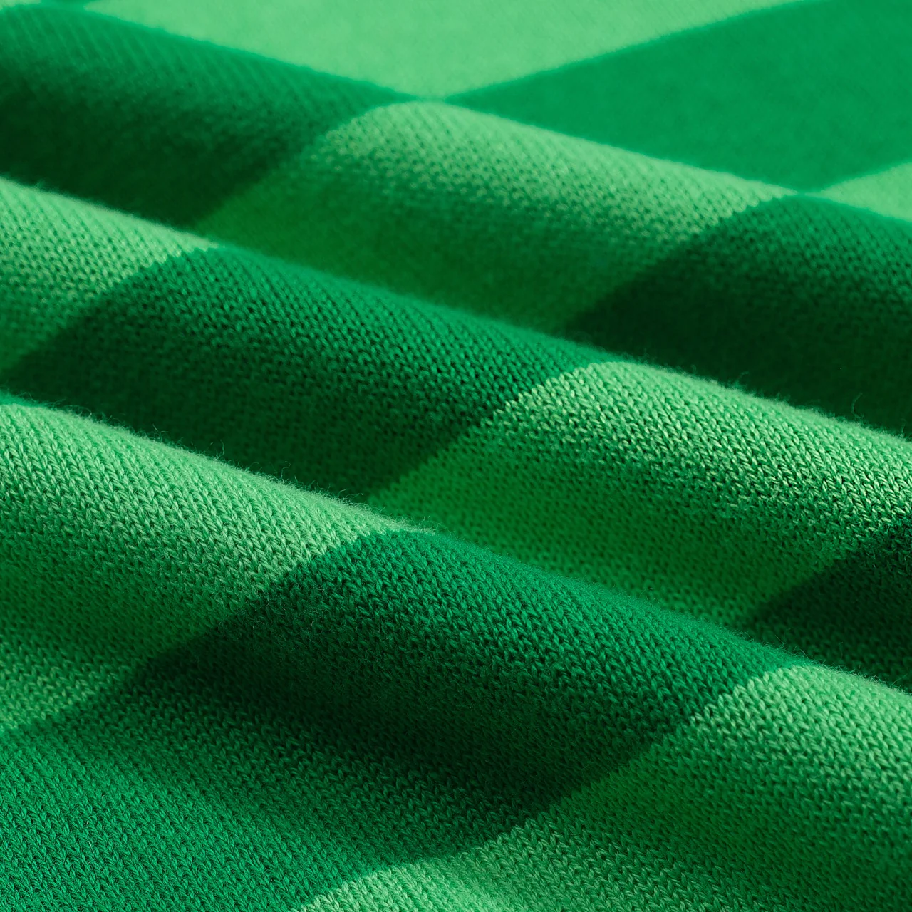 Women's green striped puffed sleeve knitted polo shirt - Image 2