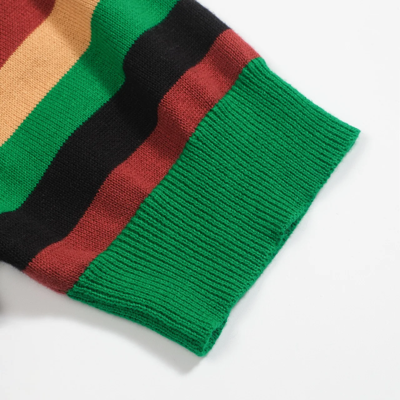 Women's green striped puffed sleeve knitted V-neck polo - Image 6
