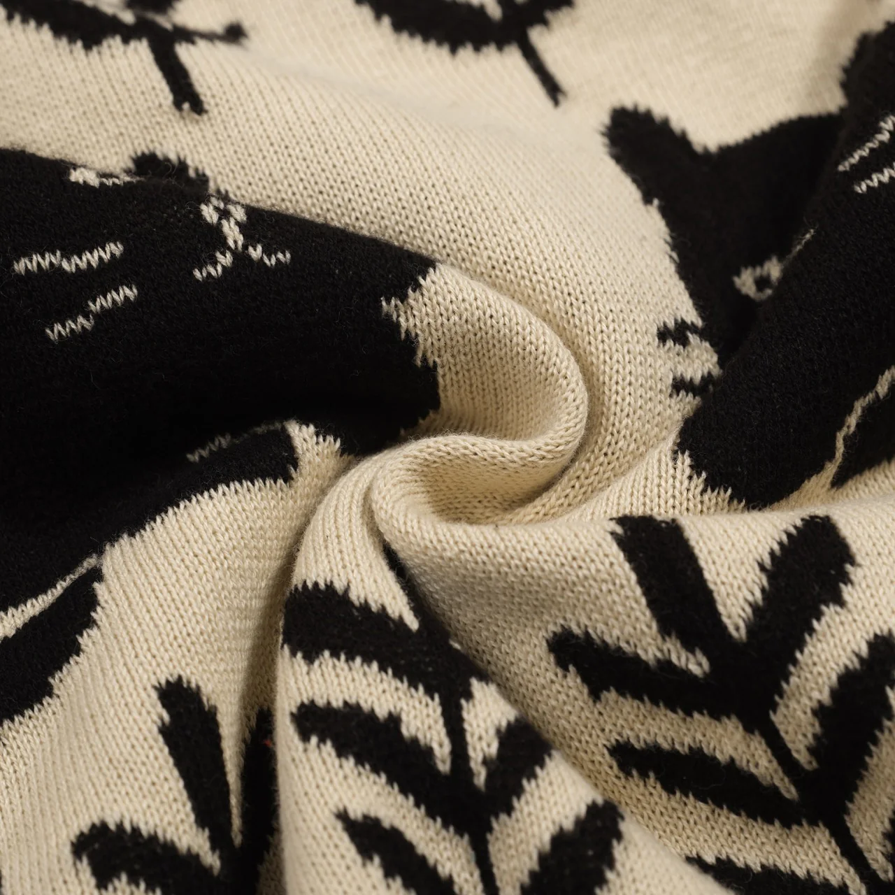 Women's khaki cat vintage knit cardigan - Image 9