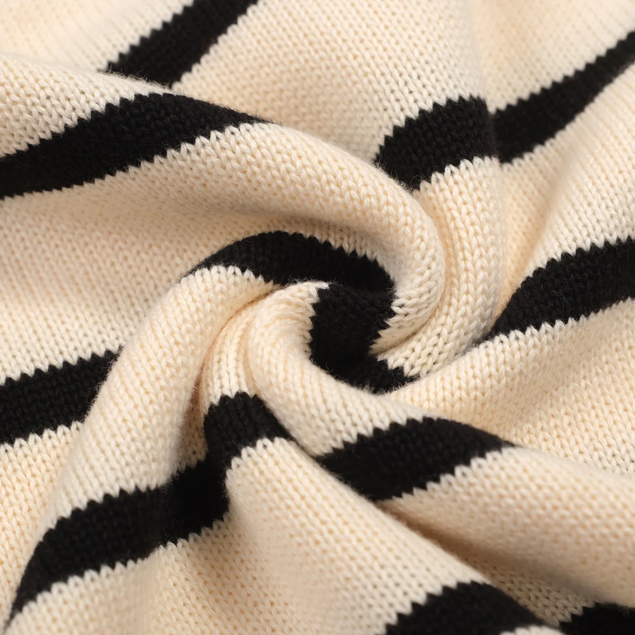 Women's khaki striped jacquard vintage knit skirt - Image 8