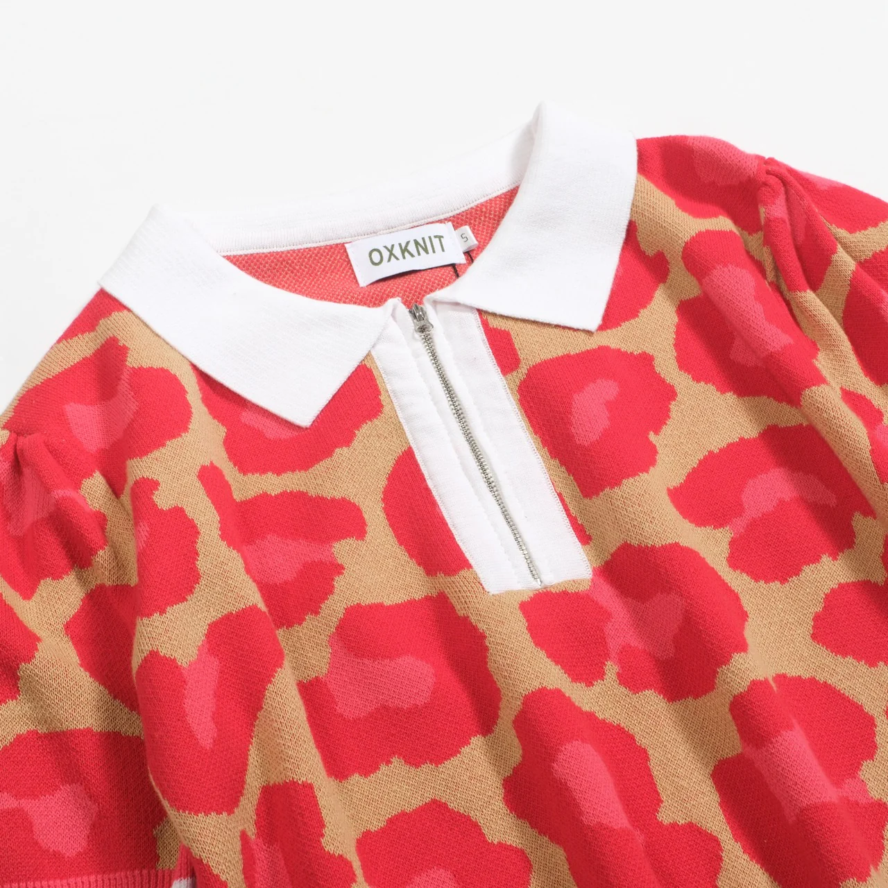 Women's leopard print jacquard V-neck zipper polo shirt - Image 9