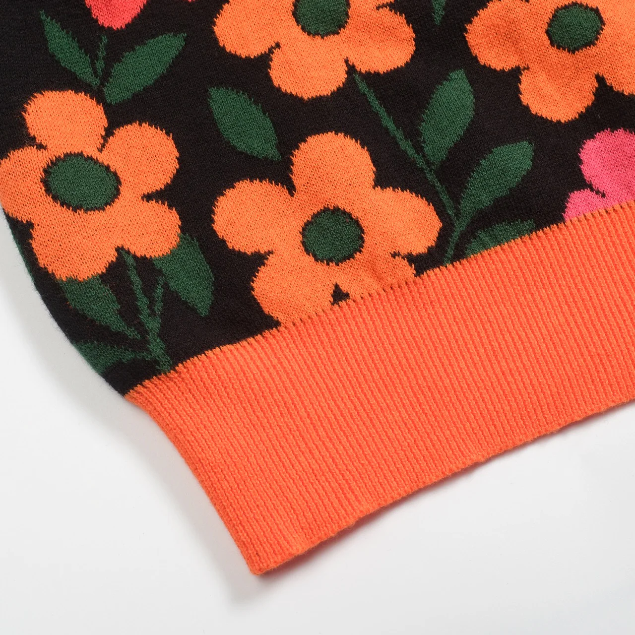 Women's orange floral Jacquard vintage V-neck polo - Image 7