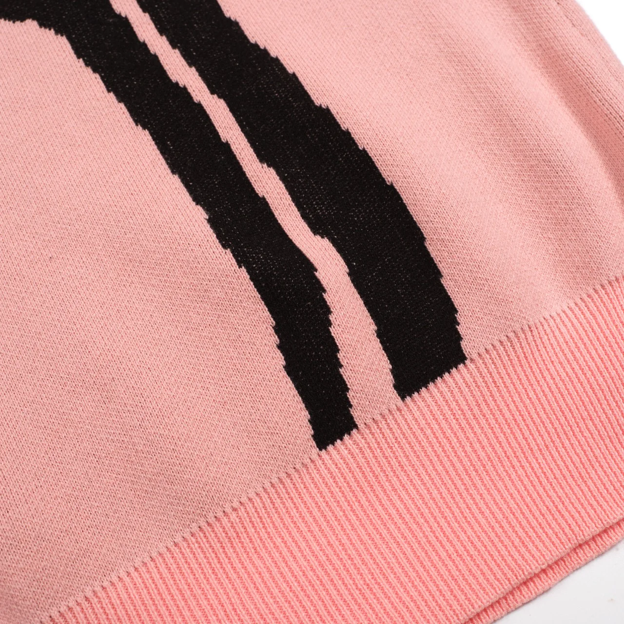 Women's Pink Bird Retro Art Fashion Round Neck Knitwear - Image 5