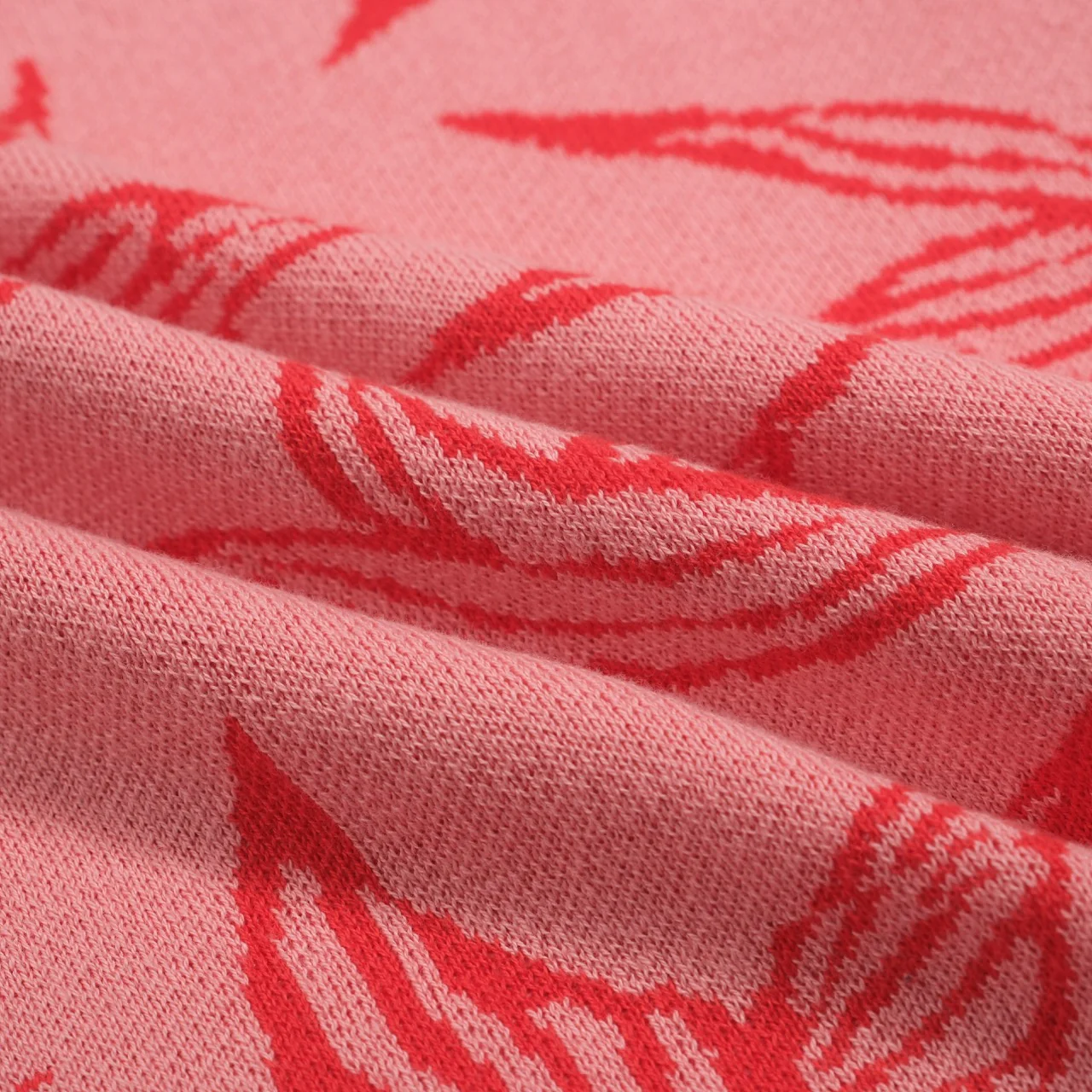 Women's pink swallow jacquard knit skirt - Image 7