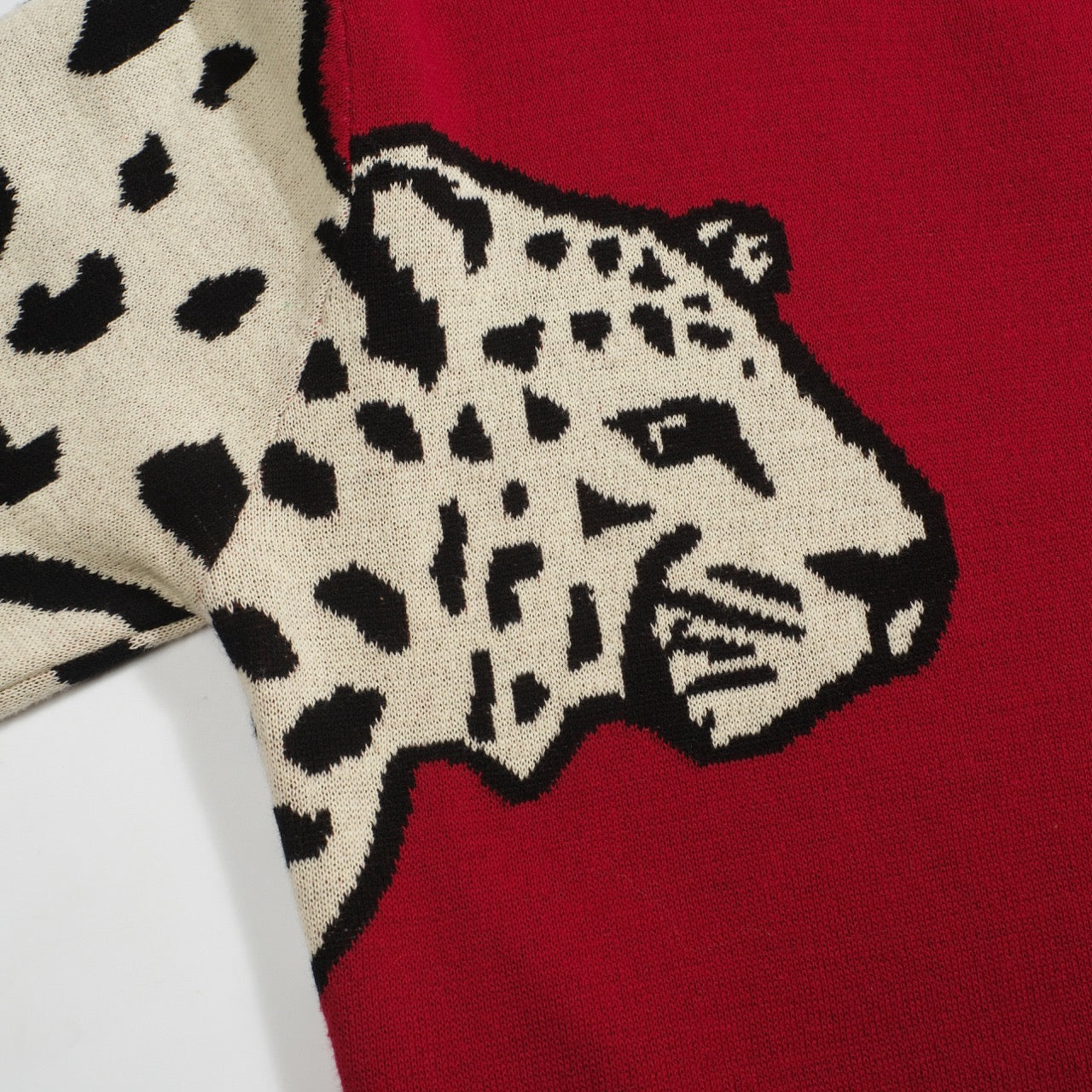 Women's red vintage animal print crew neck knitwear - Image 2