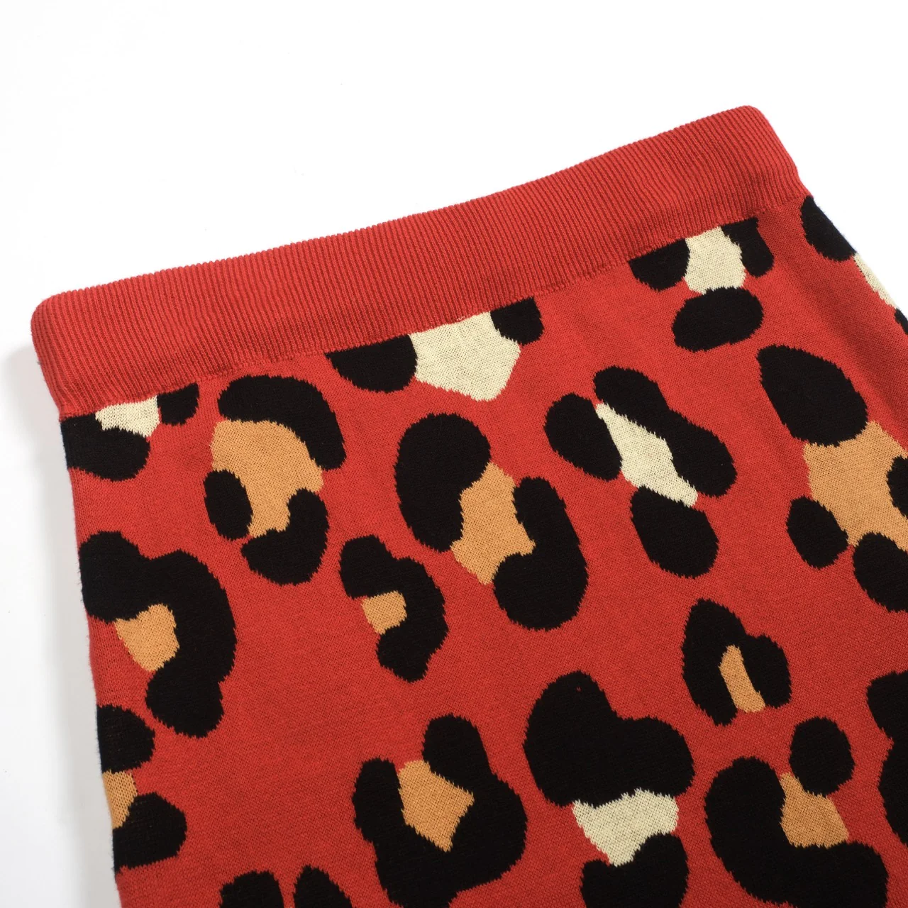 Women's red vintage tiger knit top and skirt set - Image 8