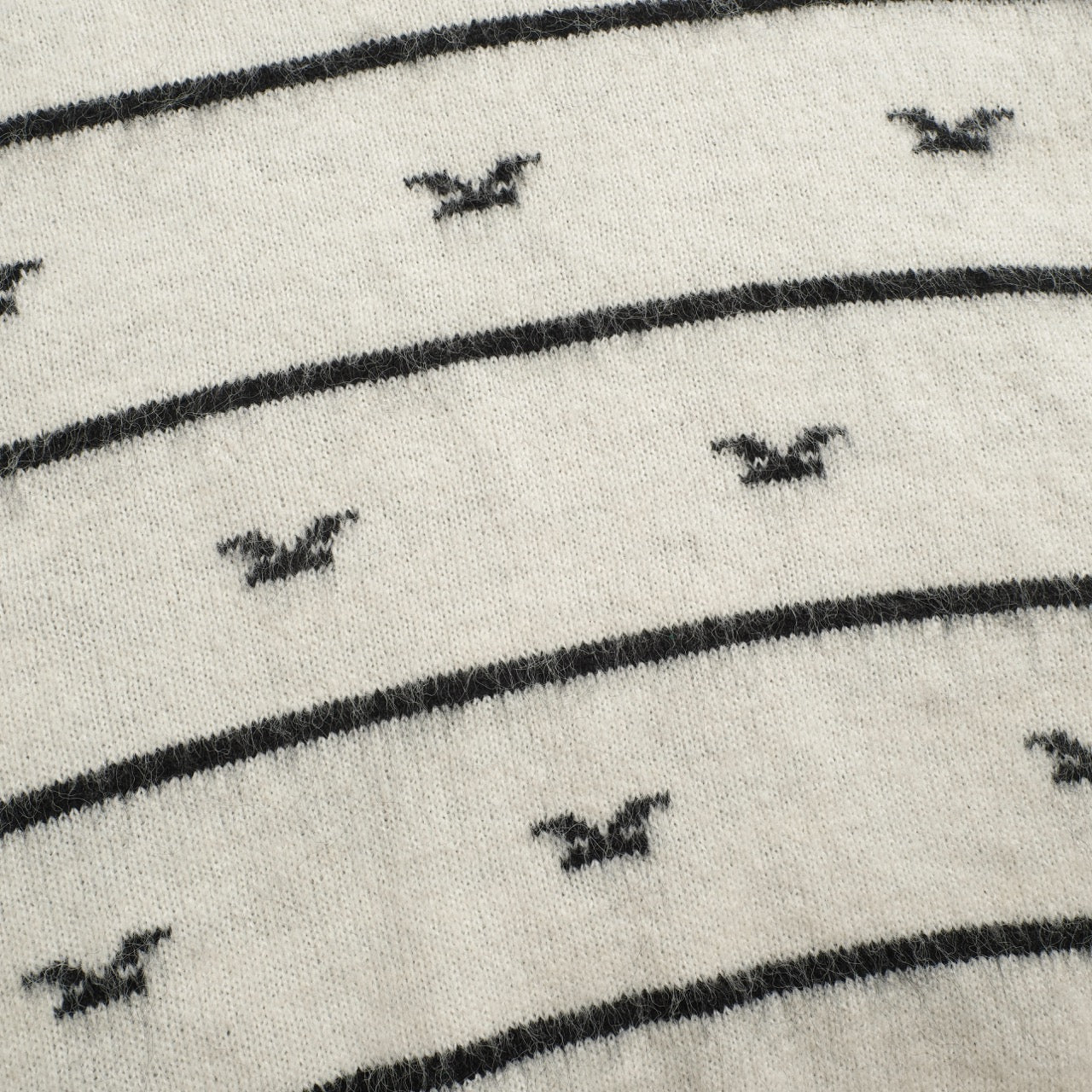 Women's retro striped seagull knitwear - Cropped length - Image 2