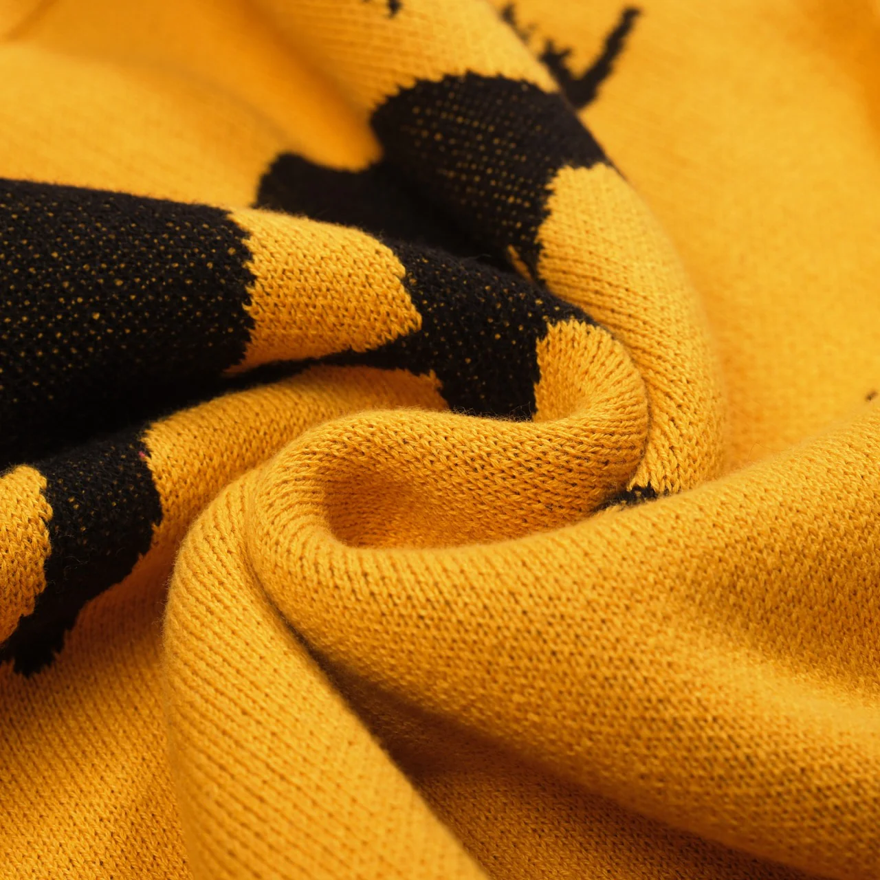Women's retro yellow bird jacquard knitwear - Image 7
