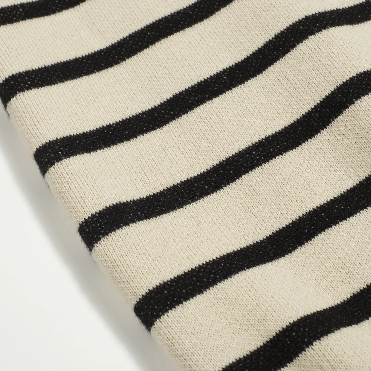 Women's striped bird jacquard vintage knitwear - Image 7