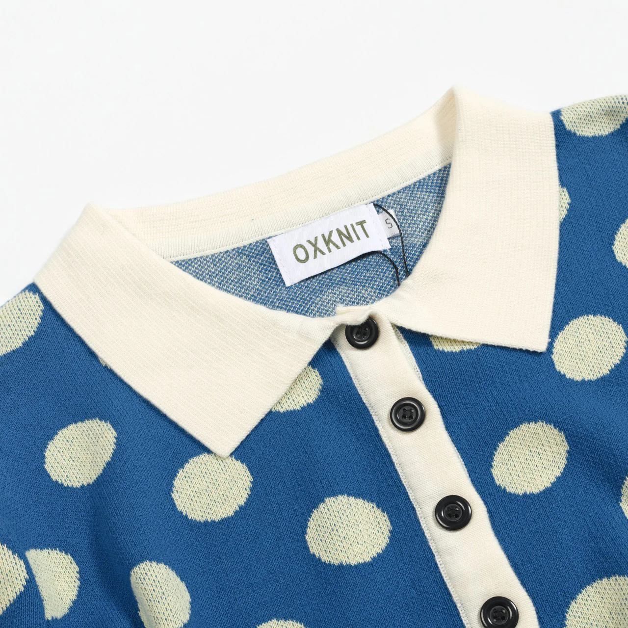 Women's vintage blue polka dot knitted bubble sleeve polo - Image 3
