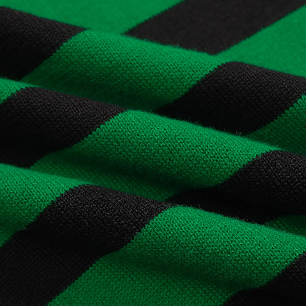 Women's vintage green jacquard collage knitwear - Image 10