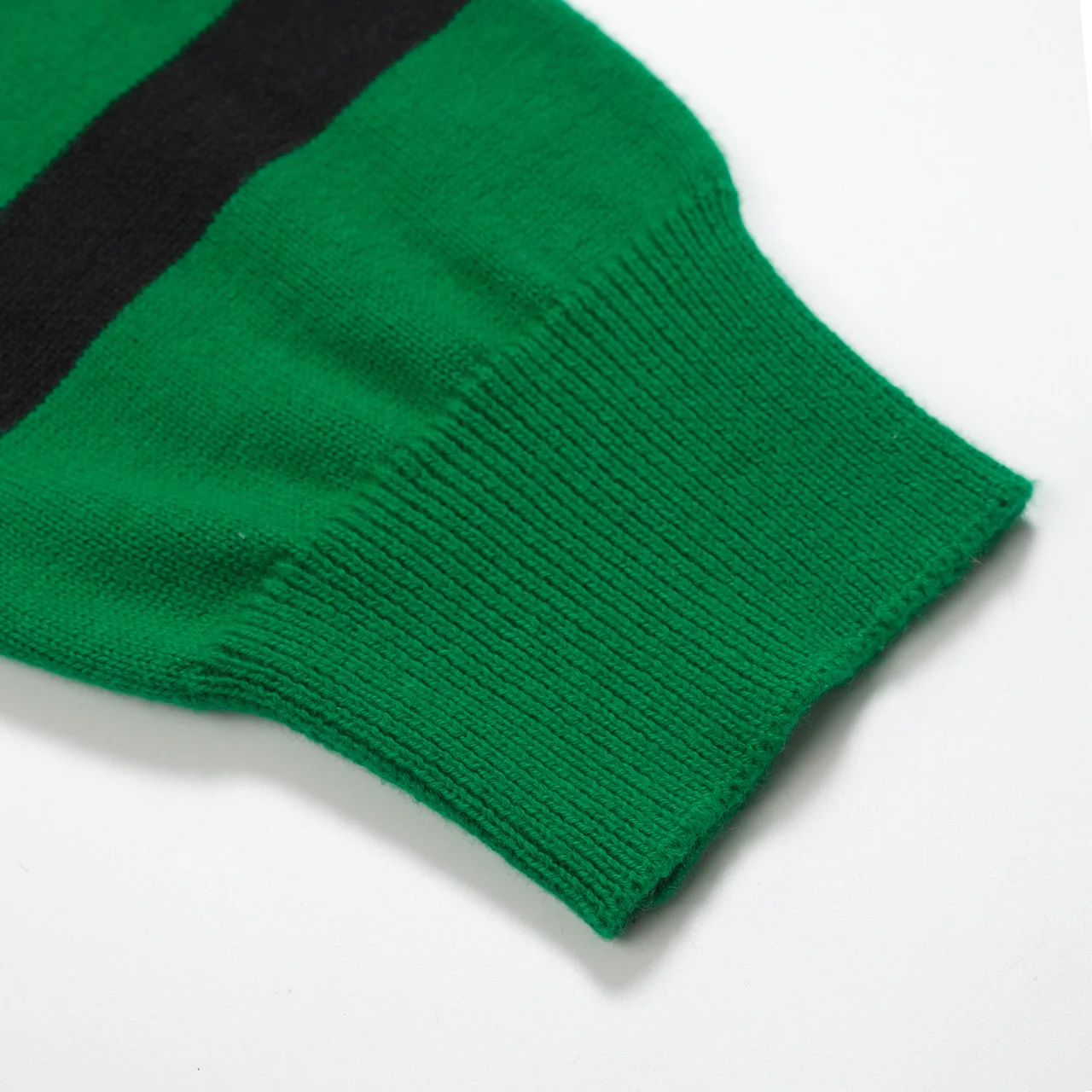 Women's vintage green jacquard collage knitwear - Image 8
