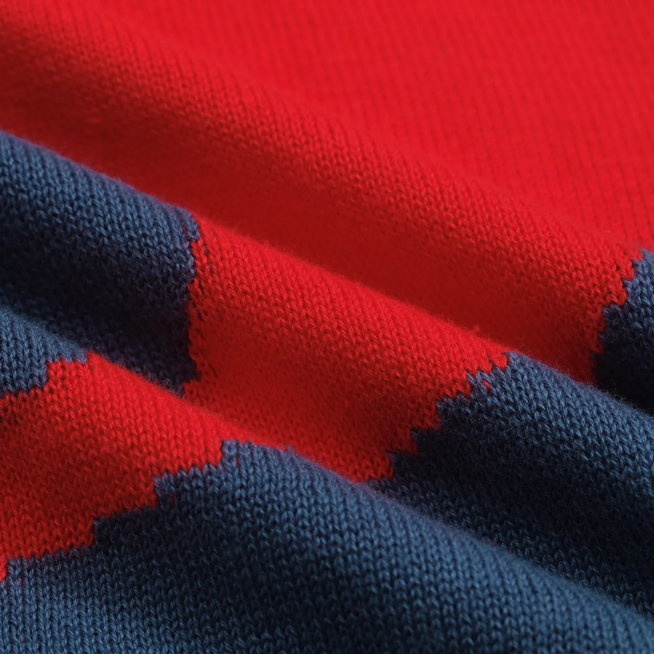 Women's vintage red style V-neck knitted polo shirt - Image 8
