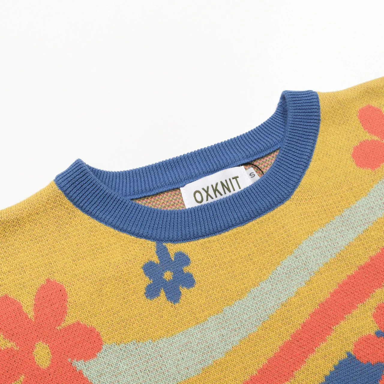 Women's Yellow Flower Art Stripes Jacquard Knitwear - Image 4