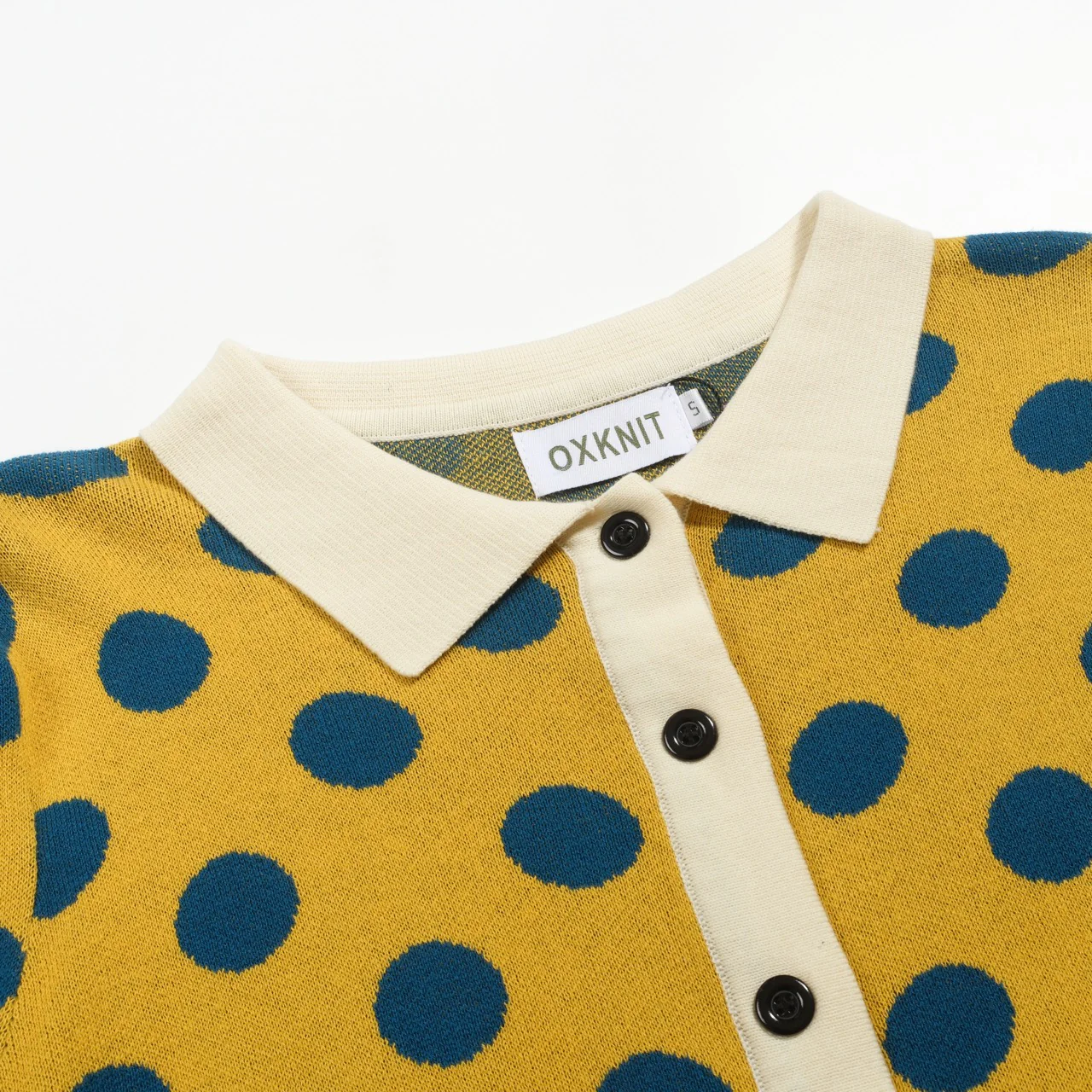 Women's yellow polka dot jacquard puffed sleeve knitted cardigan - Image 4
