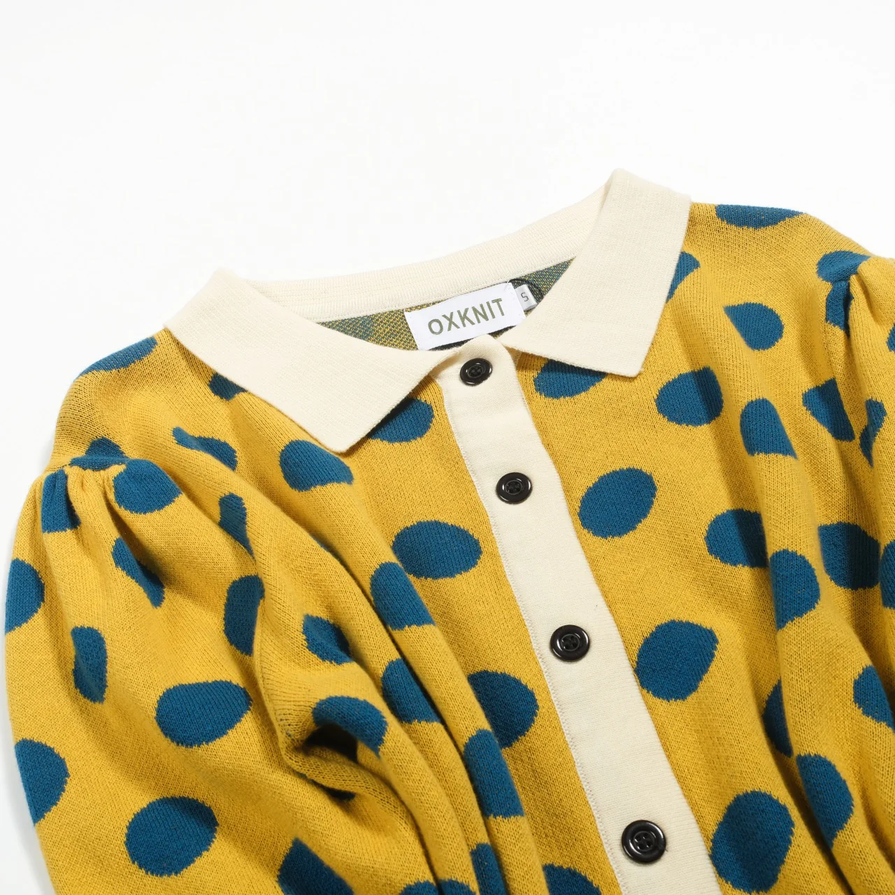 Women's yellow polka dot jacquard puffed sleeve knitted cardigan - Image 9